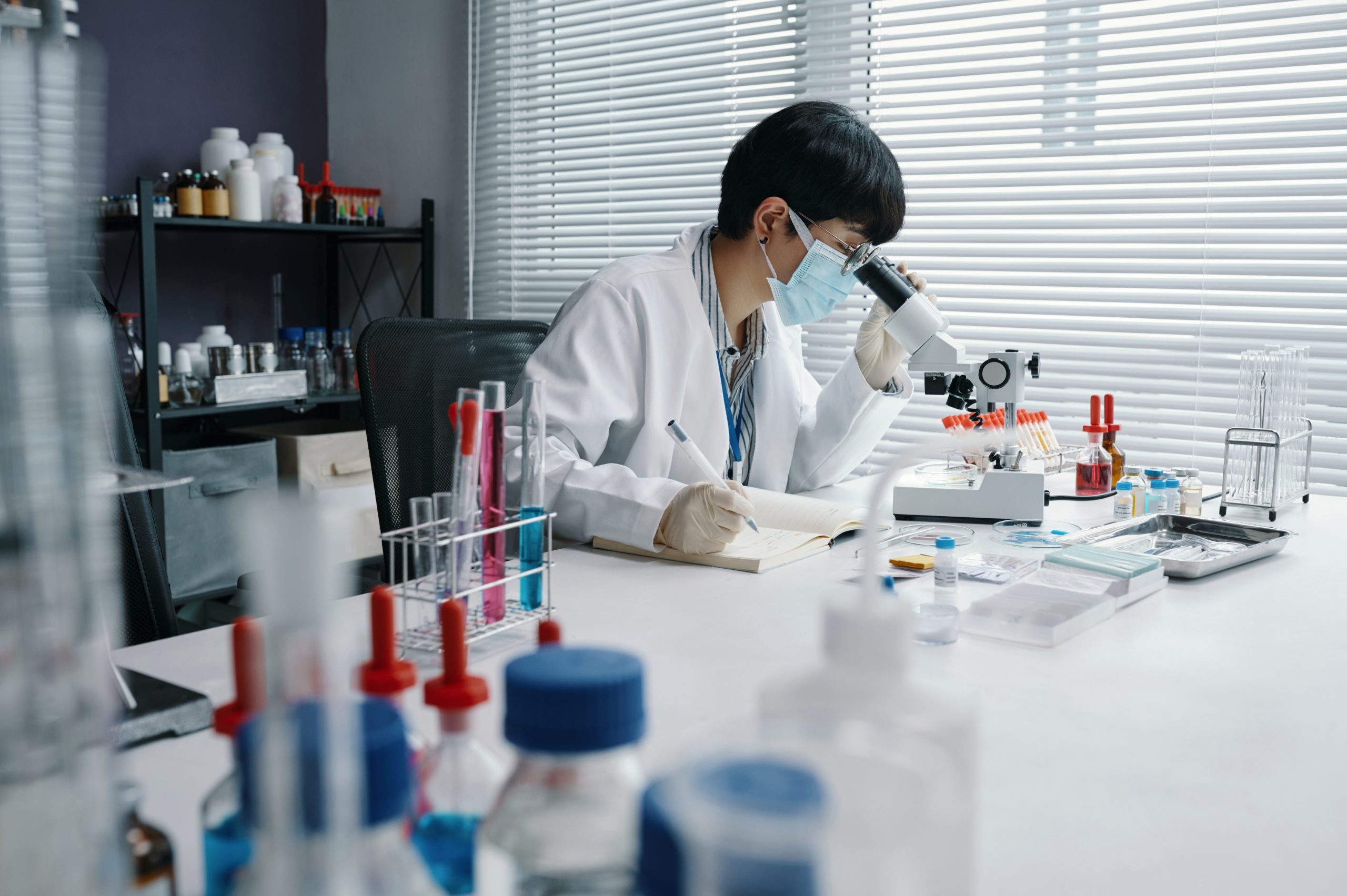 The management of scientific discoveries